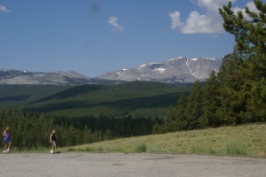 Yes, that is snow on them thar hills.