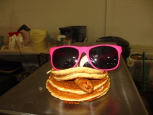 A “smokin’ hot short stack.