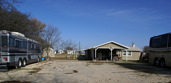 Donn Barnes' place in Alvarado, Texas. Yee Haw!