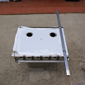 The back of the CEB with one of the vertical mounting bars.